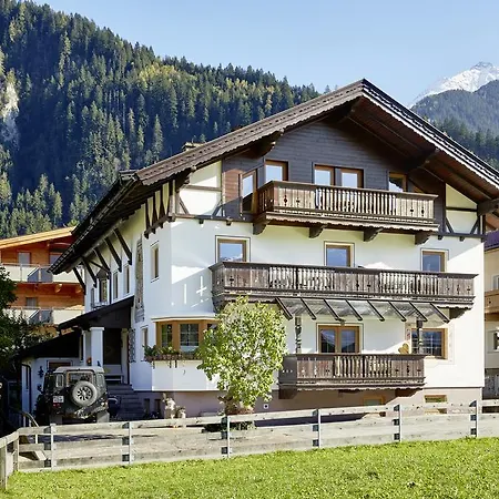Gastehaus Huber Apartment *