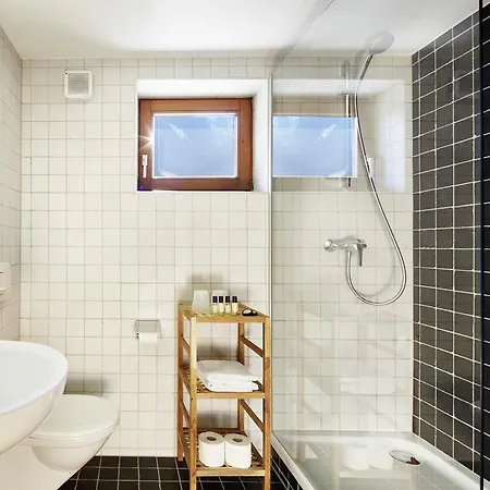 Gastehaus Huber فندق مايرهوفن